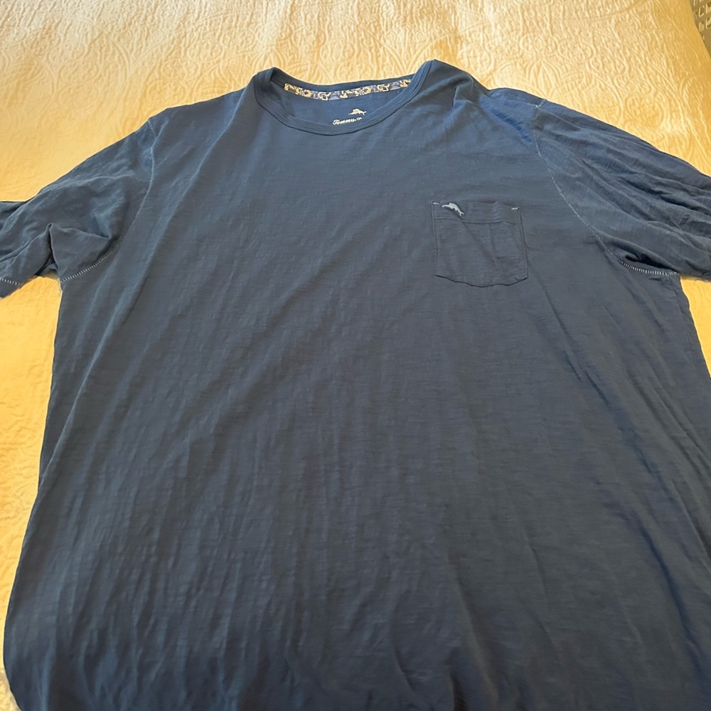 Tommy Bahama Bali Beach Crew T-Shirt - Picture 4 of 5